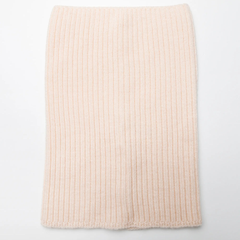 
                      
                        Set Vanilla — merino beanie & tube scarf, 100% extra fine merino wool
                      
                    
