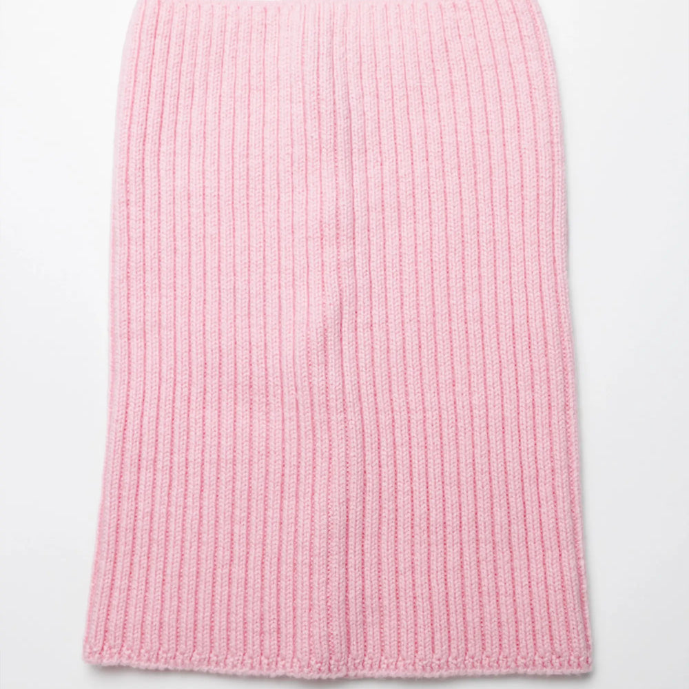 
                      
                        Set Blush — merino beanie & tube scarf, 100% extra fine merino wool
                      
                    