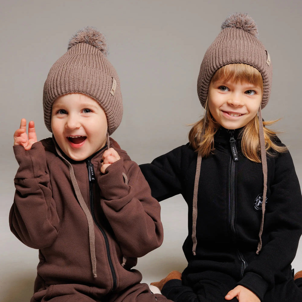 Winter beanie Mocha — 100% extra fine merino wool, wool-fleece lined, reflective pom-pom