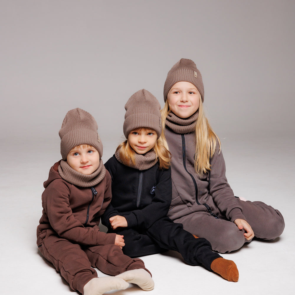 
                      
                        Set Mocha — merino beanie & tube scarf, 100% extra fine merino wool
                      
                    