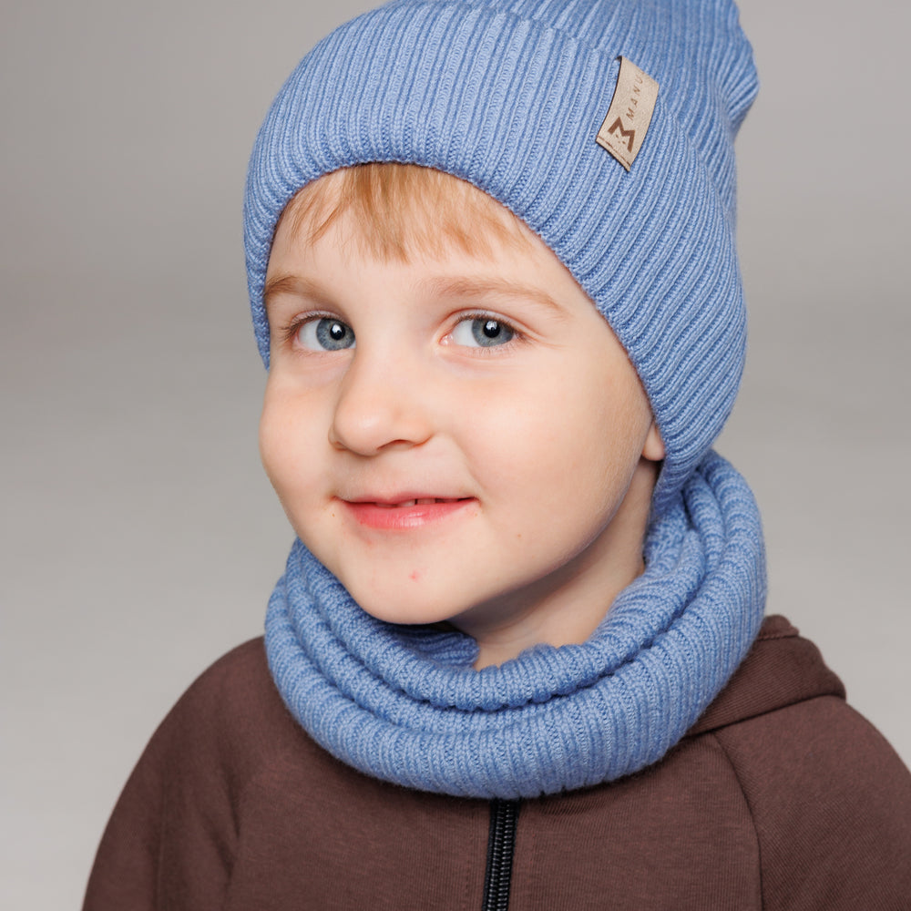 
                      
                        Set Sky — merino beanie & tube scarf, 100% extra fine merino wool
                      
                    