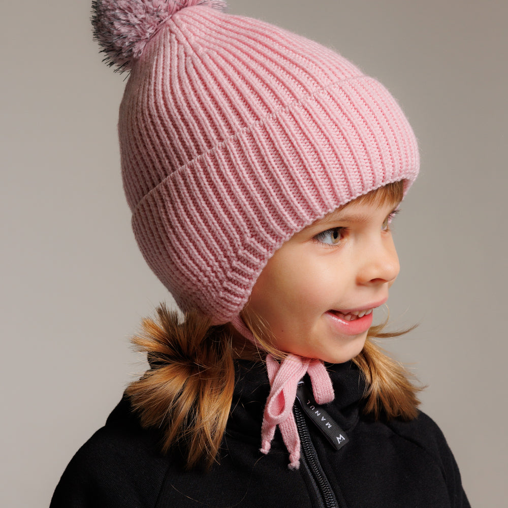 
                      
                        Winter beanie Blush — 100% extra fine merino wool, wool-fleece lined, reflective pom-pom
                      
                    