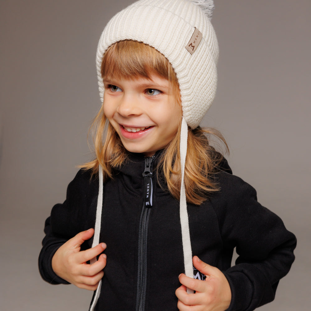 Winter beanie Vanilla — 100% extra fine merino wool, wool-fleece lined, reflective pom-pom