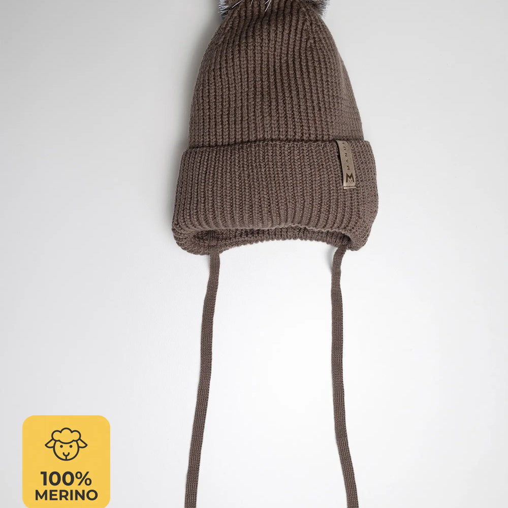 Winter beanie Mocha — 100% extra fine merino wool, wool-fleece lined, reflective pom-pom
